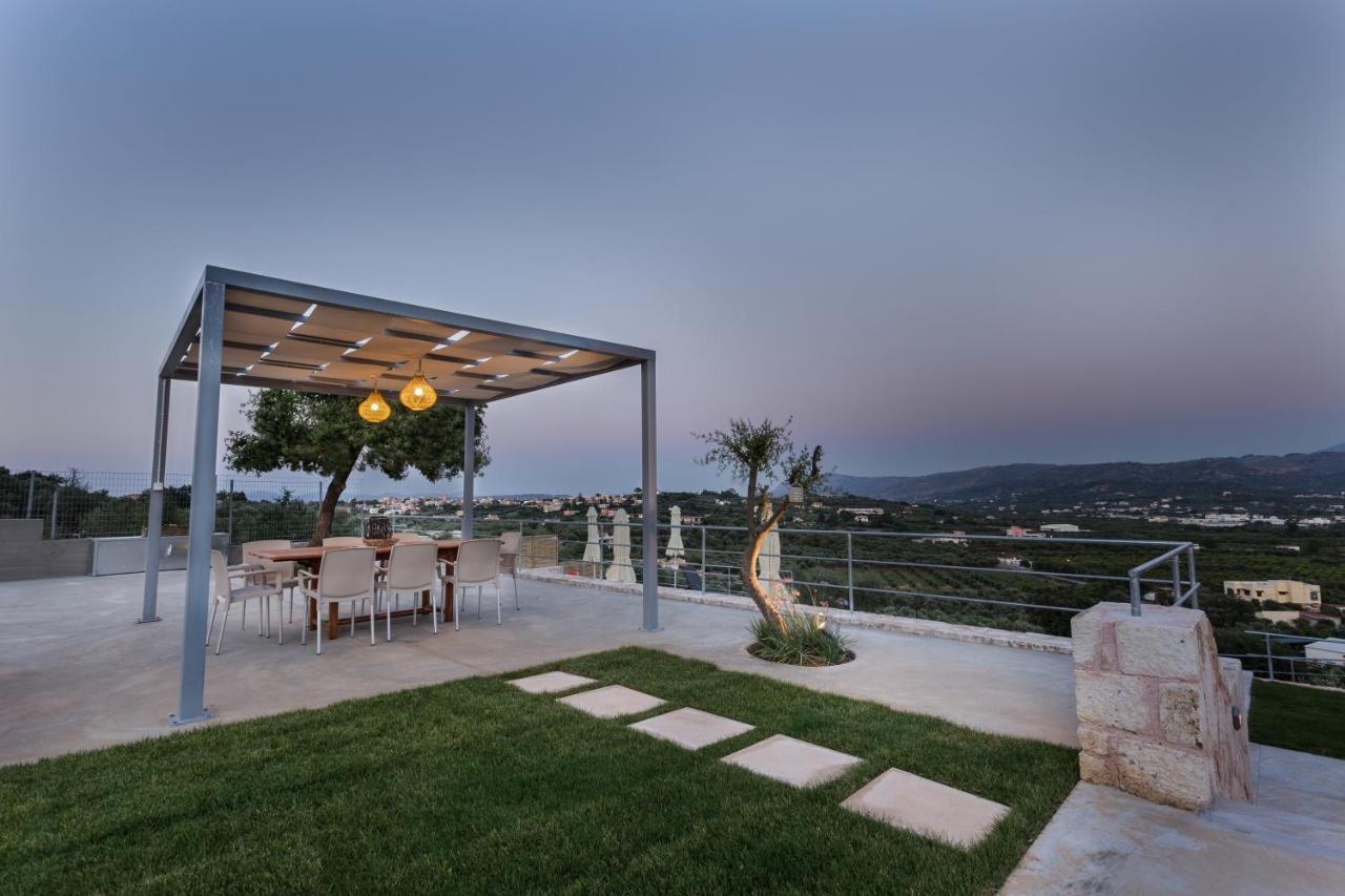 Villa Oasis Galatás エクステリア 写真